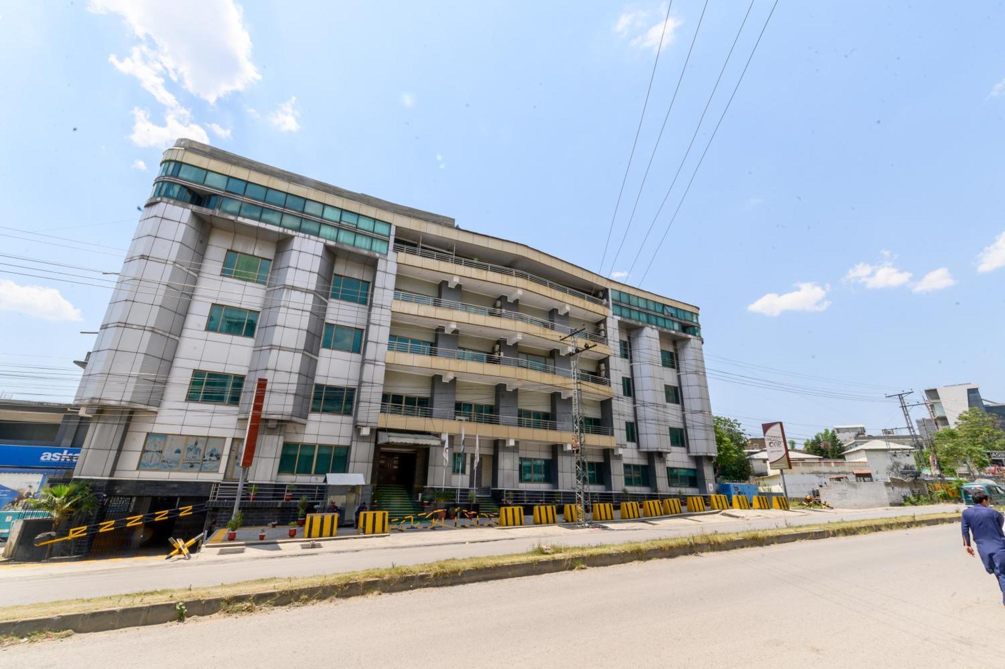Hotel One Abbottabad Exterior foto