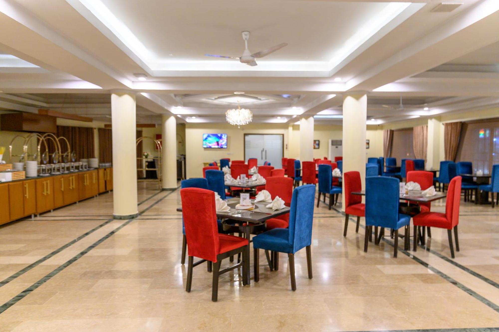 Hotel One Abbottabad Exterior foto